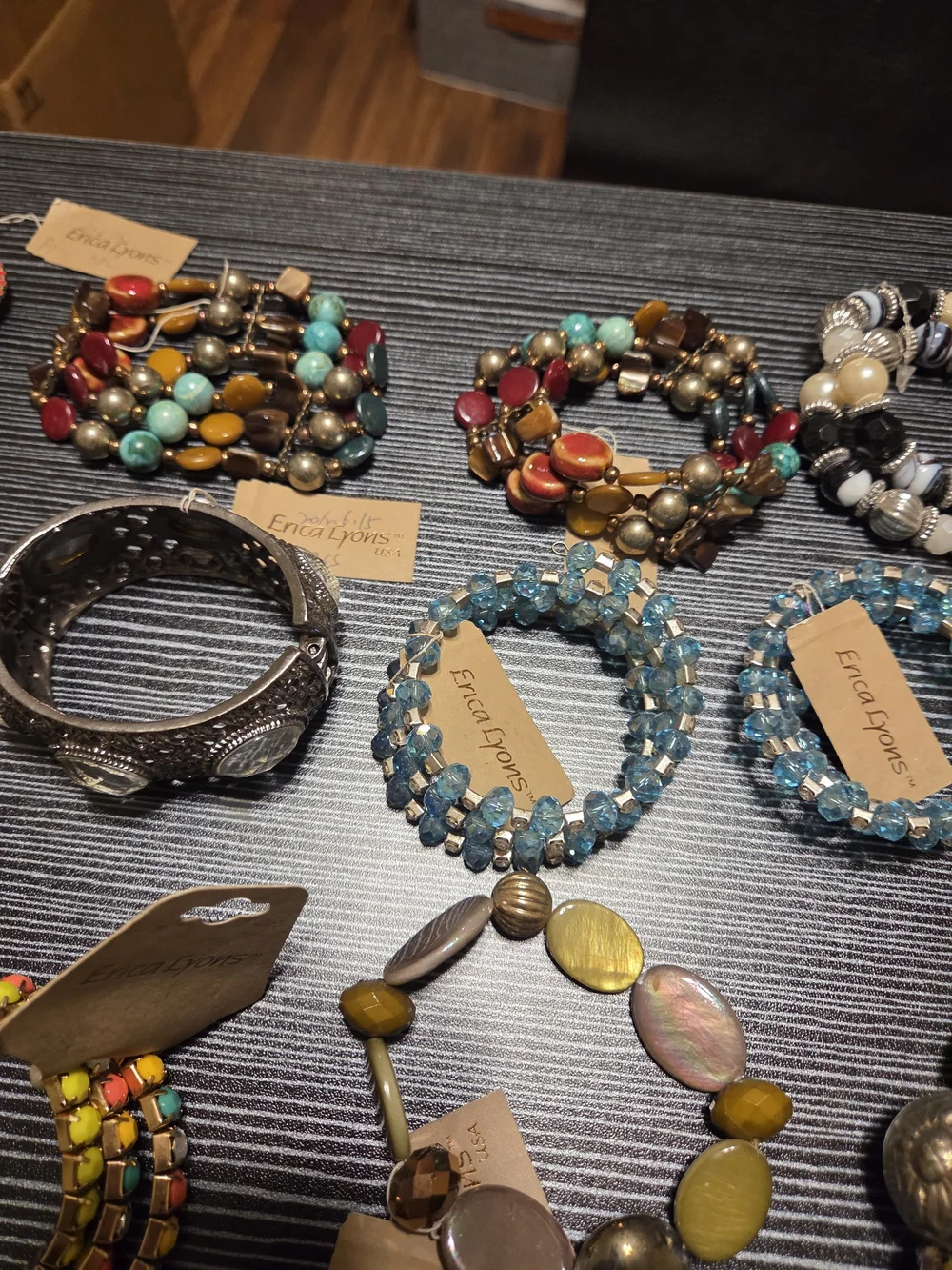 5 Lbs. of Jewelry By Erica Lyons Mixed - Picture 10 of 16